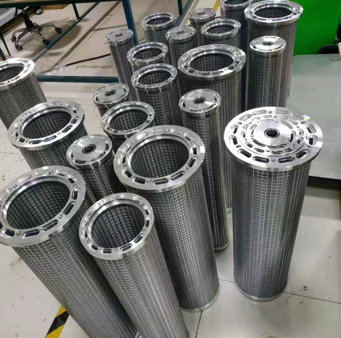 某客戶訂購的 LY-38/25W三并聯濾芯